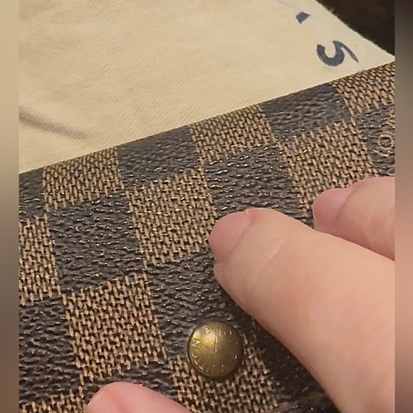 Louis Vuitton Damier Ebene Wallet - Picture 17 of 17